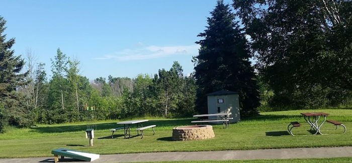 Windmill Motel (Siemen Motel) - Web Listing (newer photo)